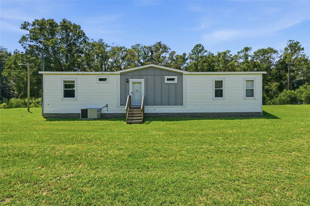 Photo of 4754 SW 10th Street, Bell, FL 32619 (MLS # GC543049)