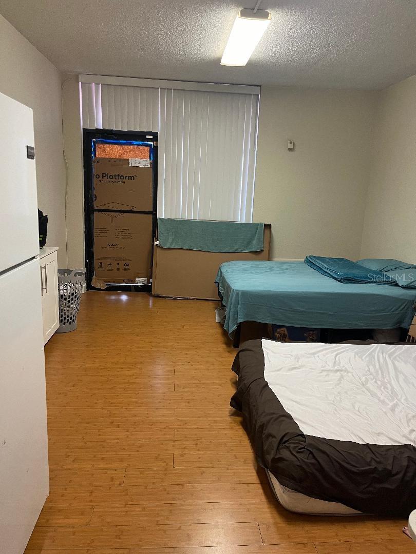 ALLIANCE CONDO - Residential