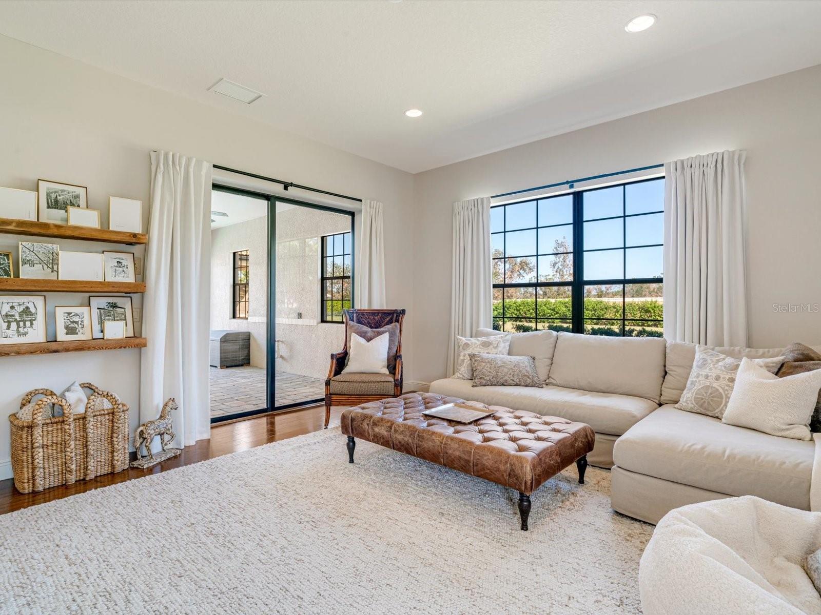 LAKEWOOD RANCH GOLF & COUNTRY CLUB - Residential