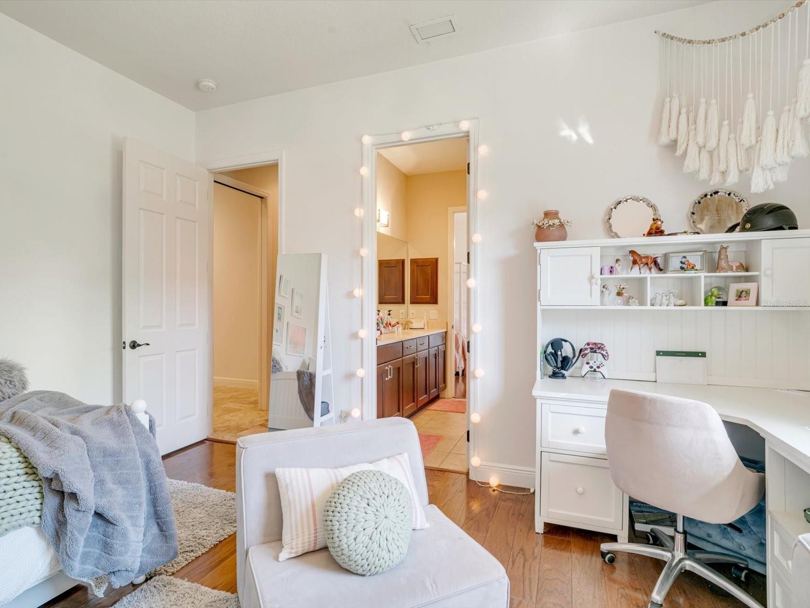 LAKEWOOD RANCH GOLF & COUNTRY CLUB - Residential