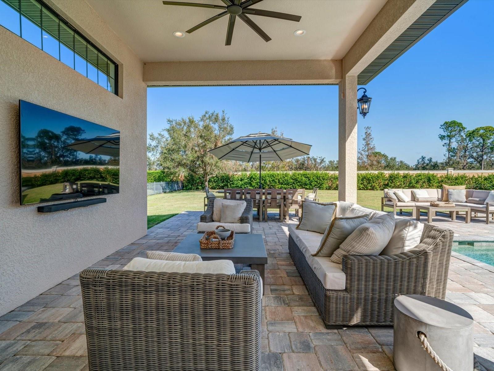 LAKEWOOD RANCH GOLF & COUNTRY CLUB - Residential