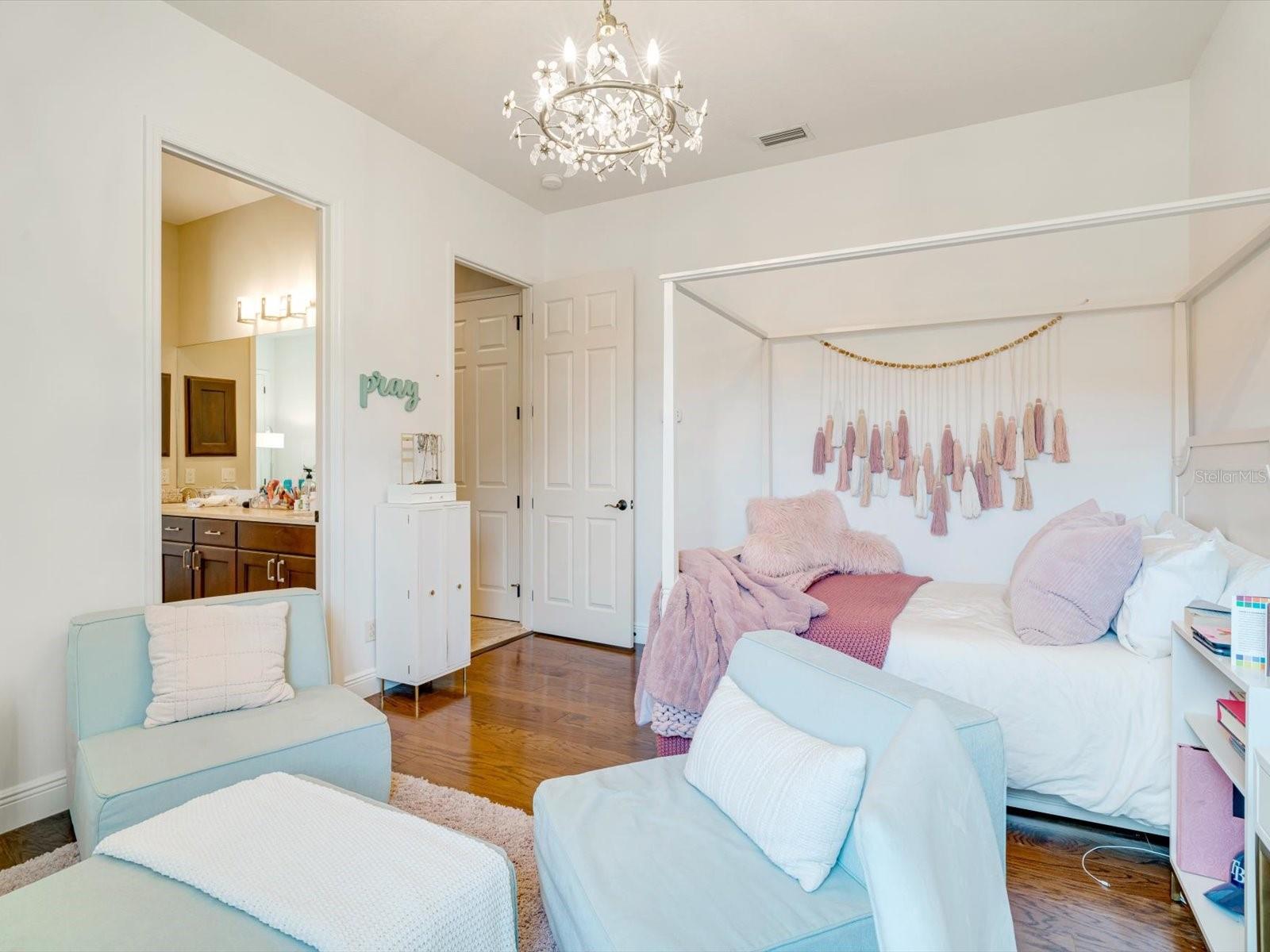 LAKEWOOD RANCH GOLF & COUNTRY CLUB - Residential