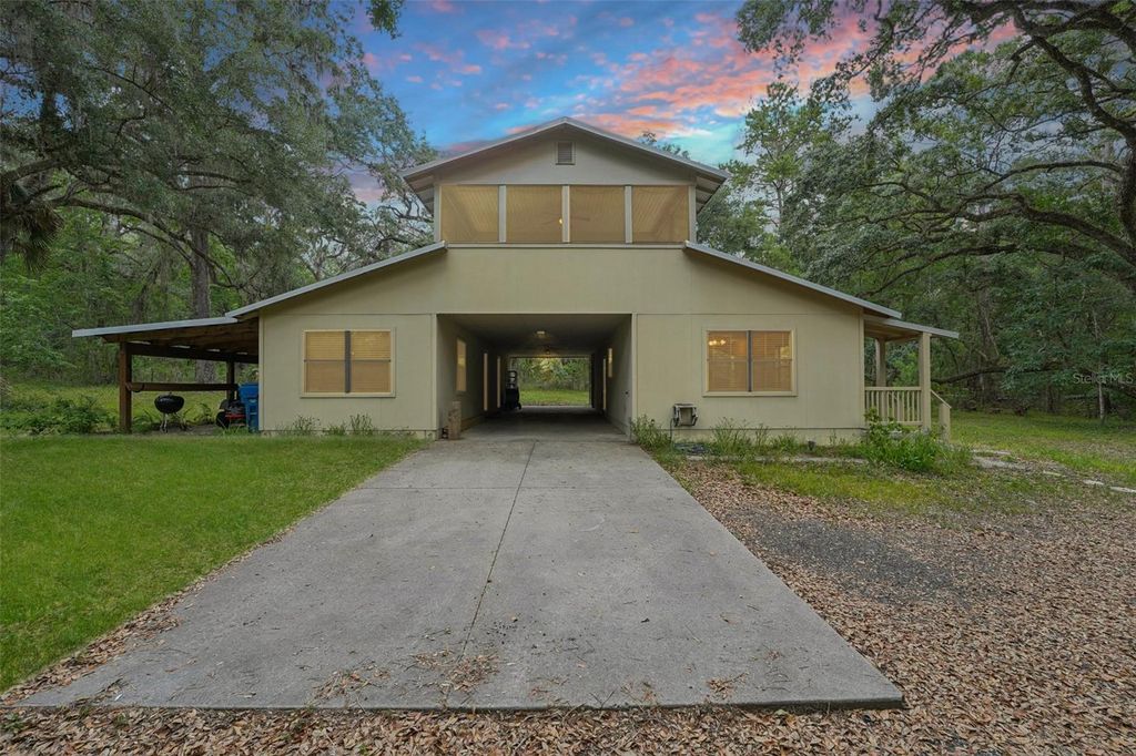 Photo of 7189 Griffin Road, Brooksville, FL 34601 (MLS # TB8391418)