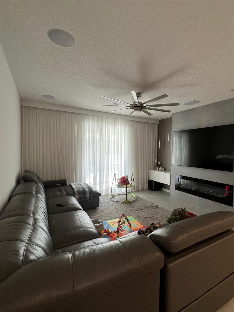 731 BIRCH HOLLOW DRIVE