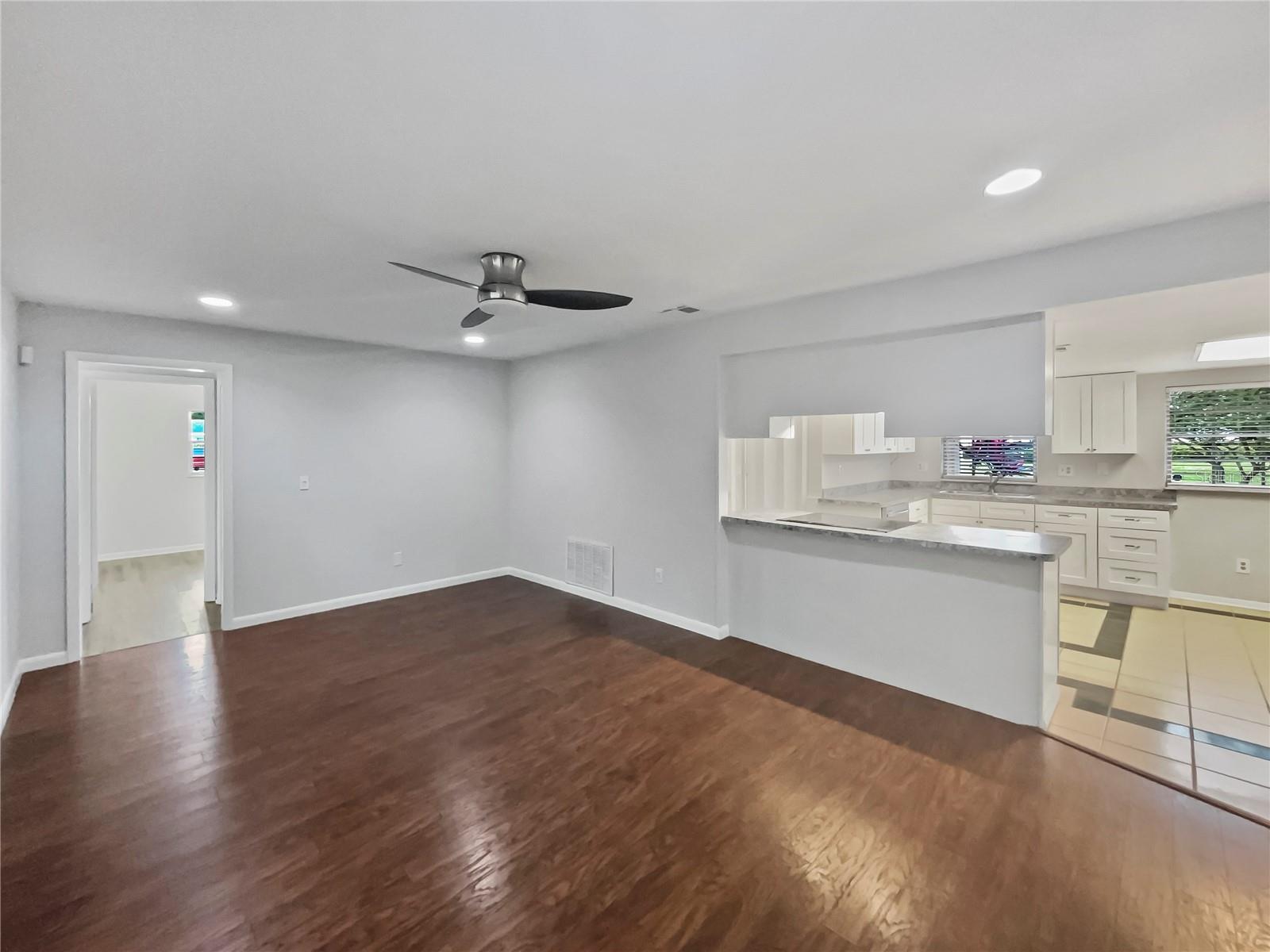 SAND LAKE HILLS SEC 01 - Residential