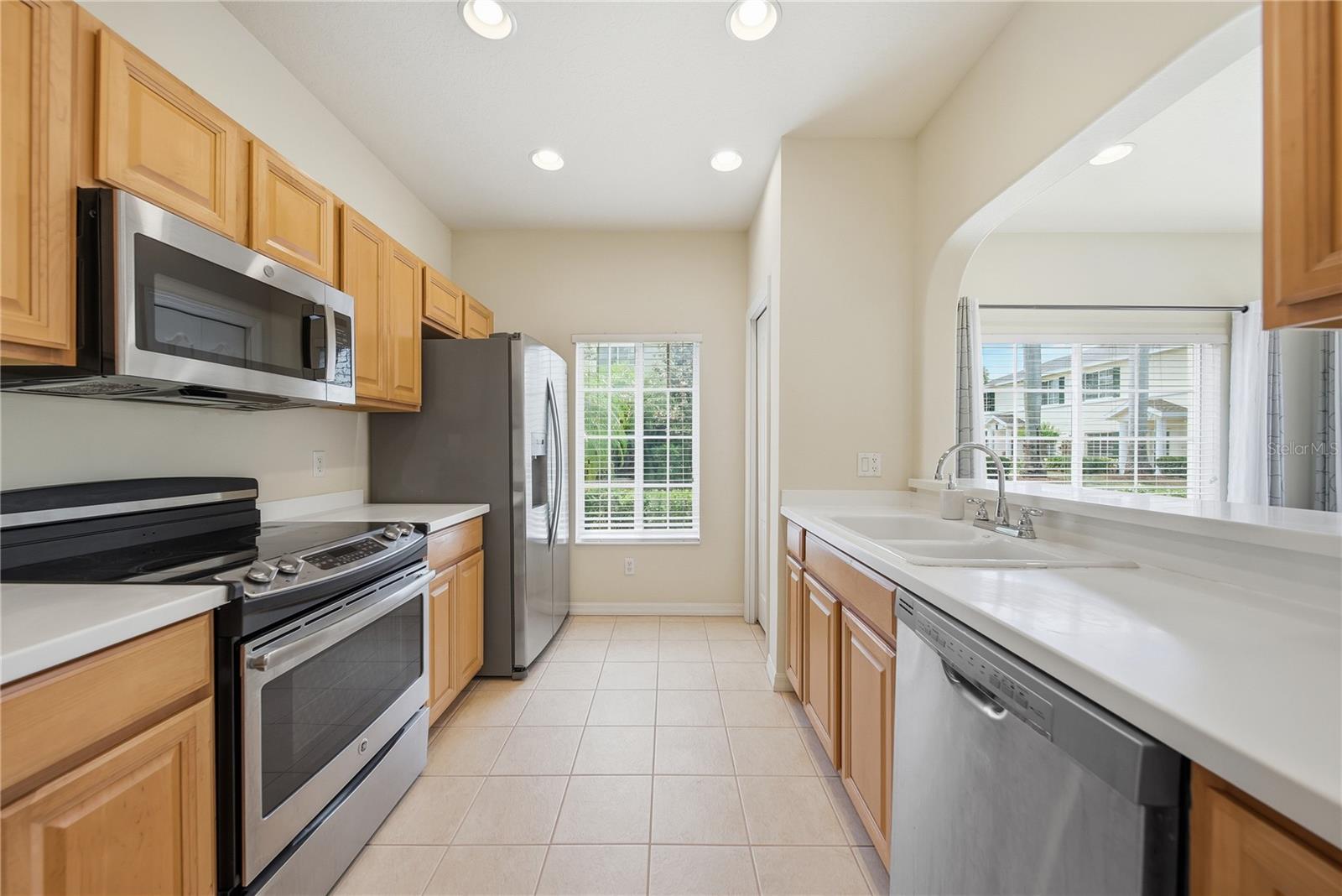 THE TWNHMS AT LIGHTHOUSE COVE IV - Residential