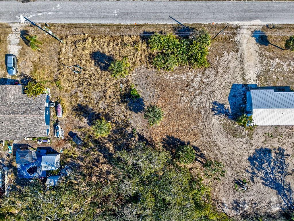 RIVER SHORE FARMS SUB - Land