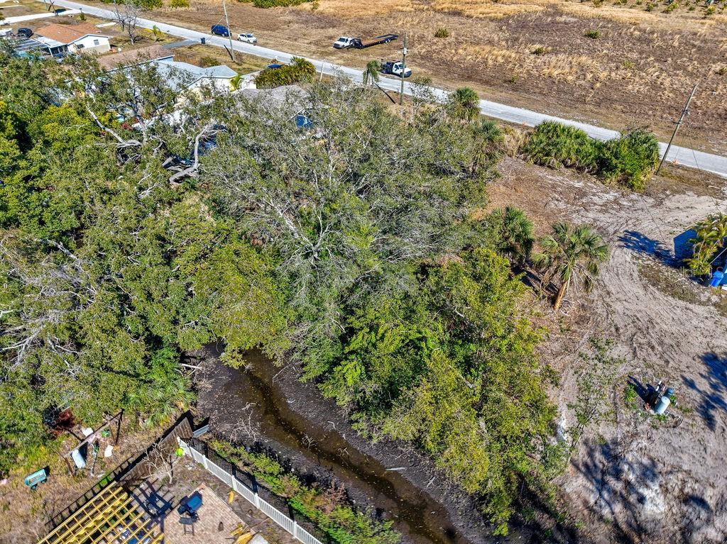 RIVER SHORE FARMS SUB - Land