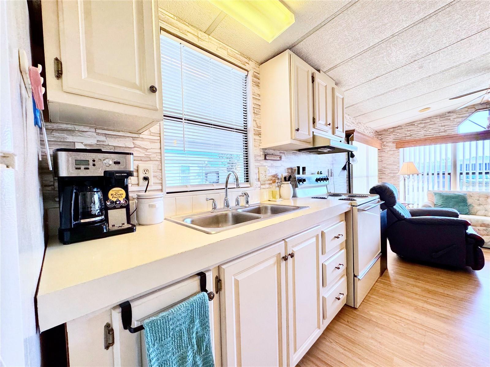 AMERICAN CONDOMINIUM PARKS - ZEPHYRHILLS - Residential