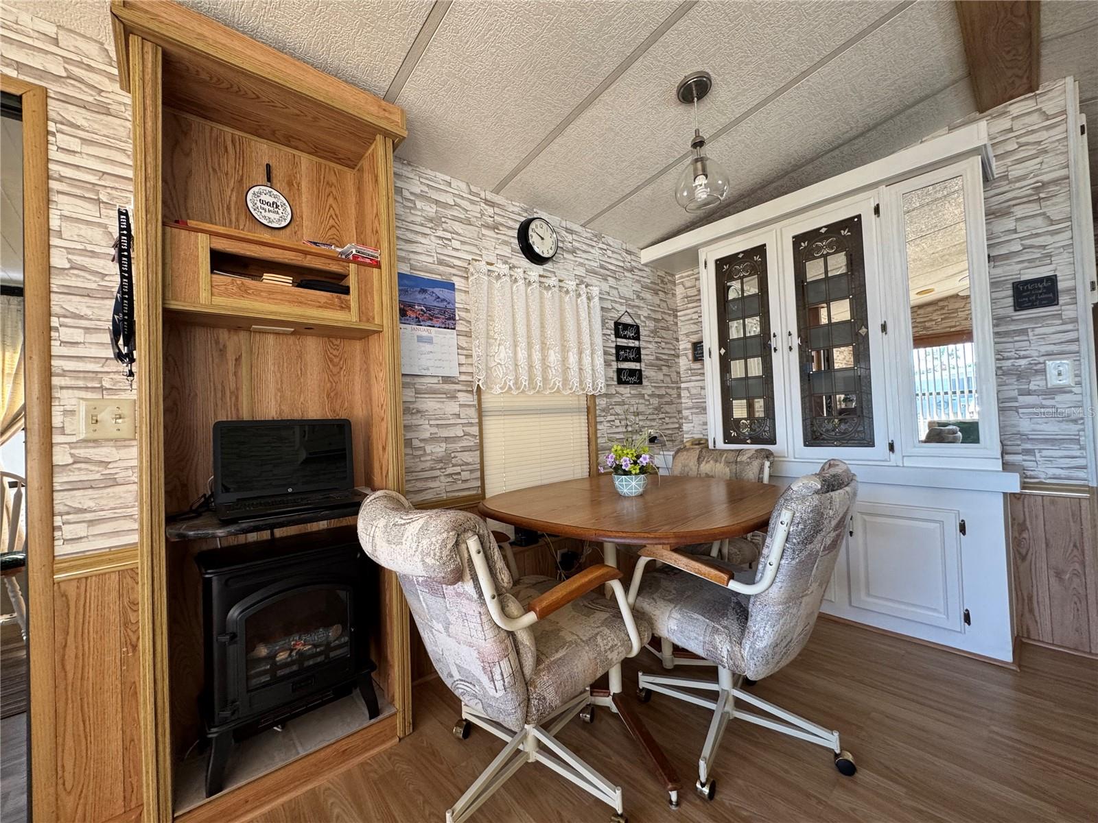 AMERICAN CONDOMINIUM PARKS - ZEPHYRHILLS - Residential