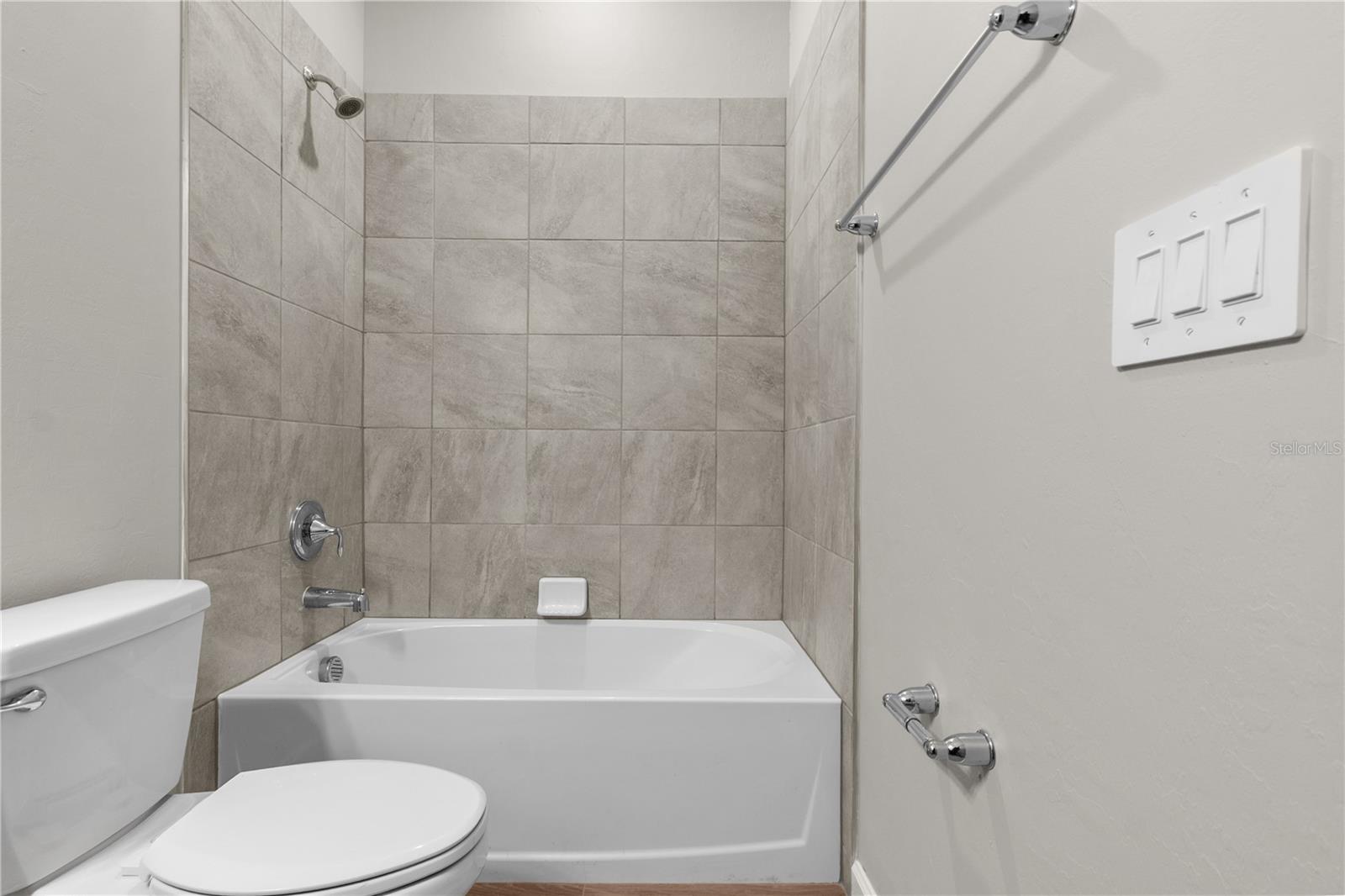 LORRAINE LAKES PH IIA - Residential