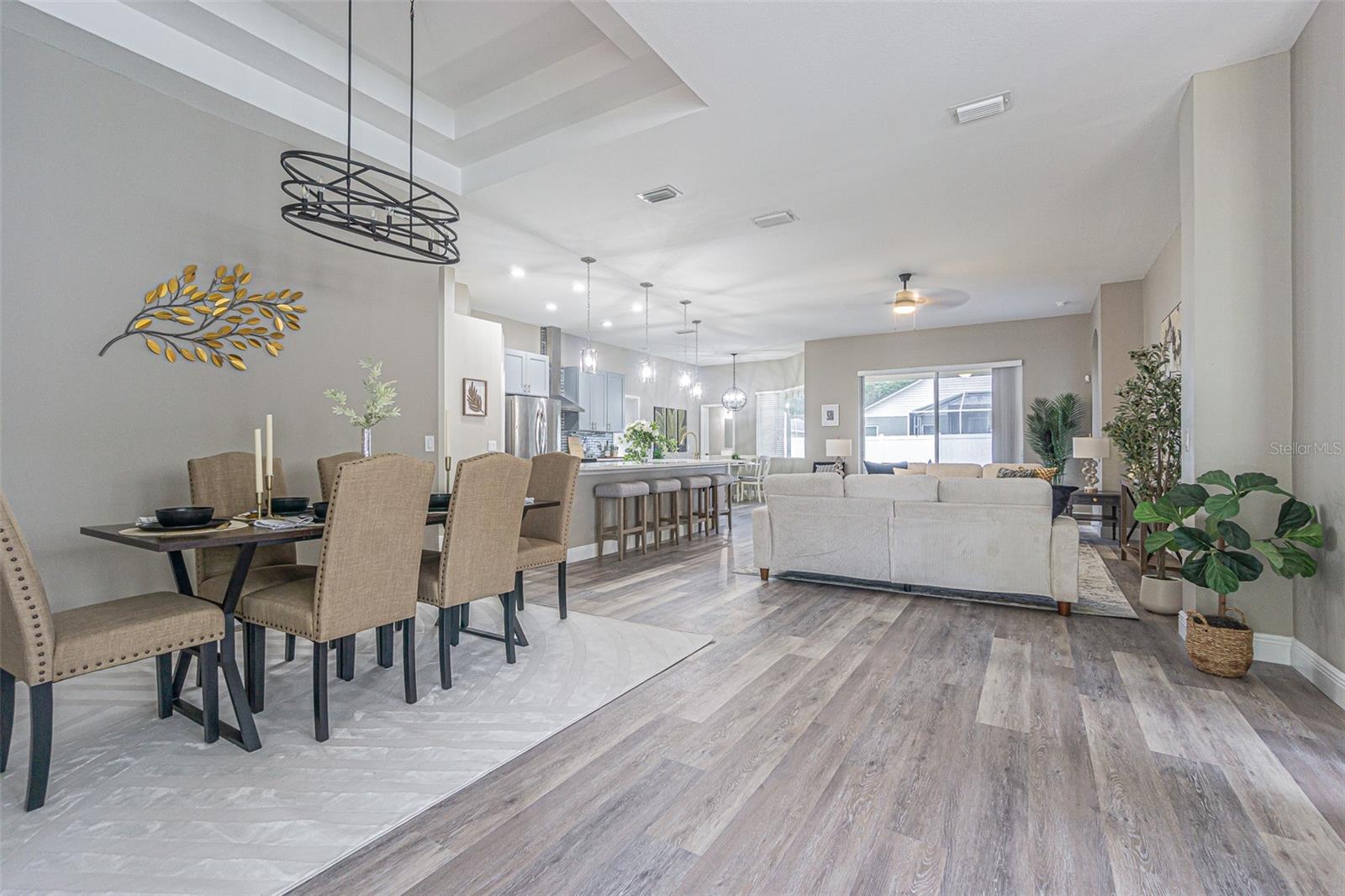 2957 HICKORY GROVE DRIVE