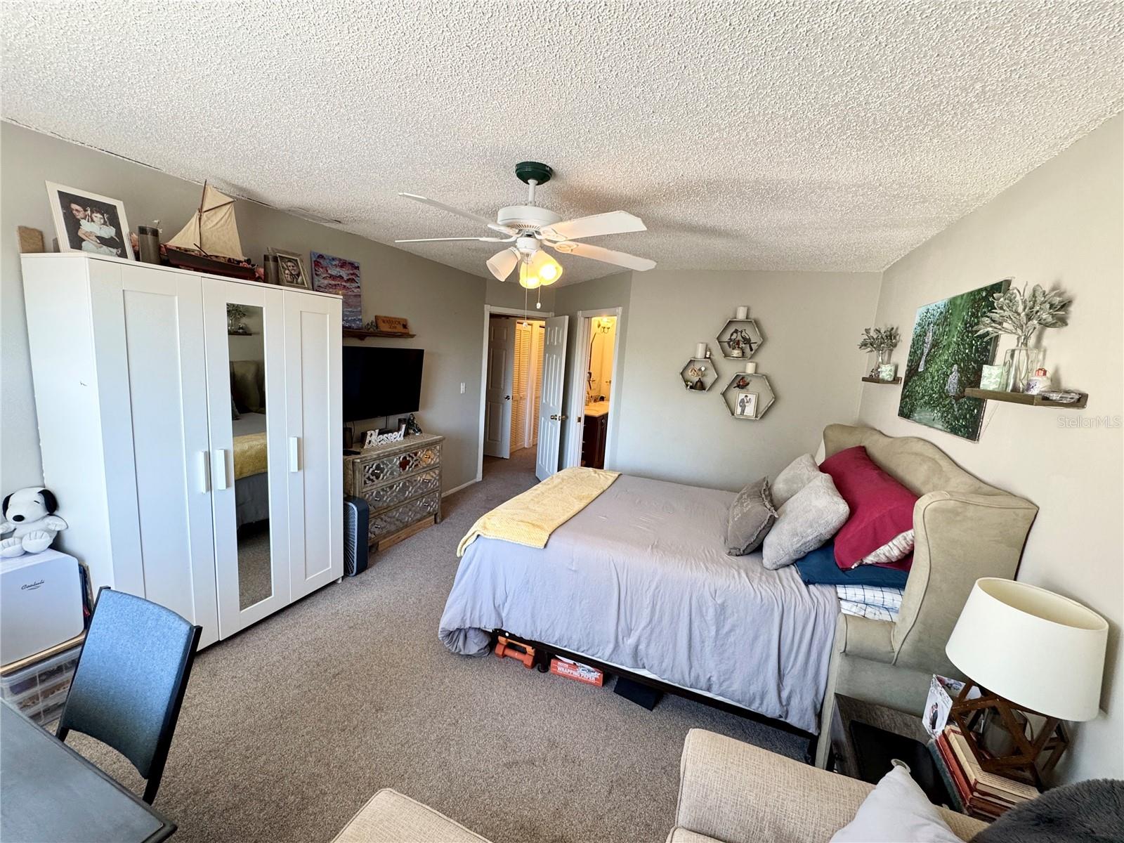 WINDWARD BAY CONDO - Residential