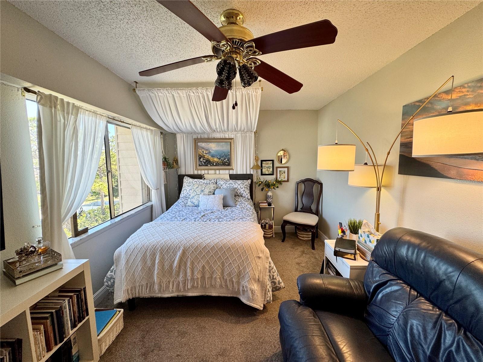 WINDWARD BAY CONDO - Residential