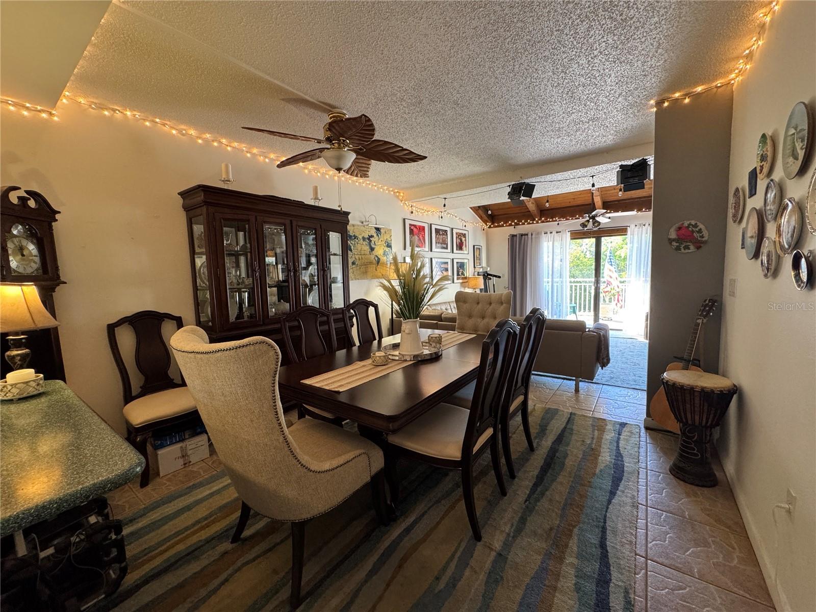 WINDWARD BAY CONDO - Residential