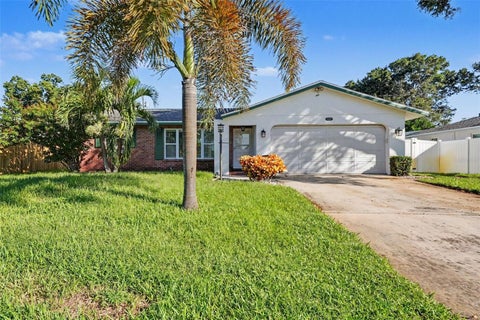 Photo of 14161 Hetrick Circle N, Largo, FL 33774 (MLS # TB8558176)