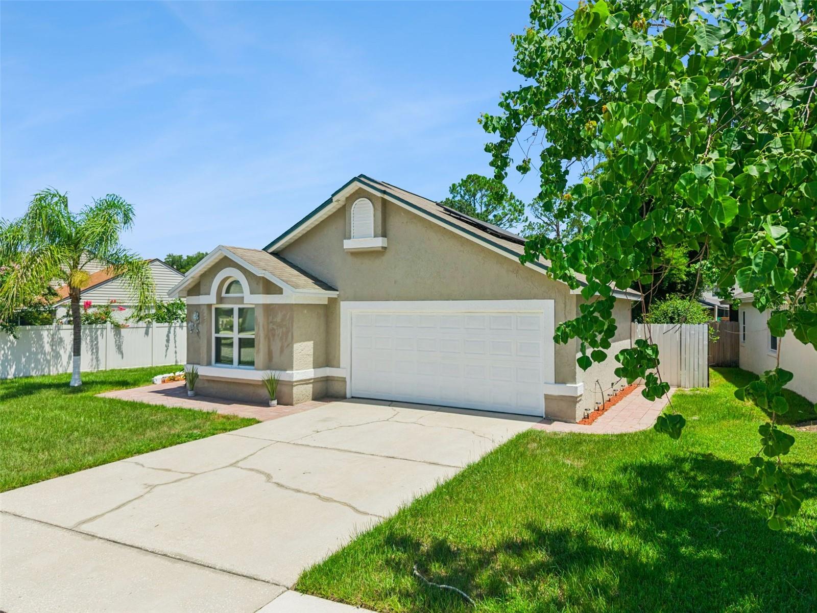 848 HEATHER GLEN CIRCLE