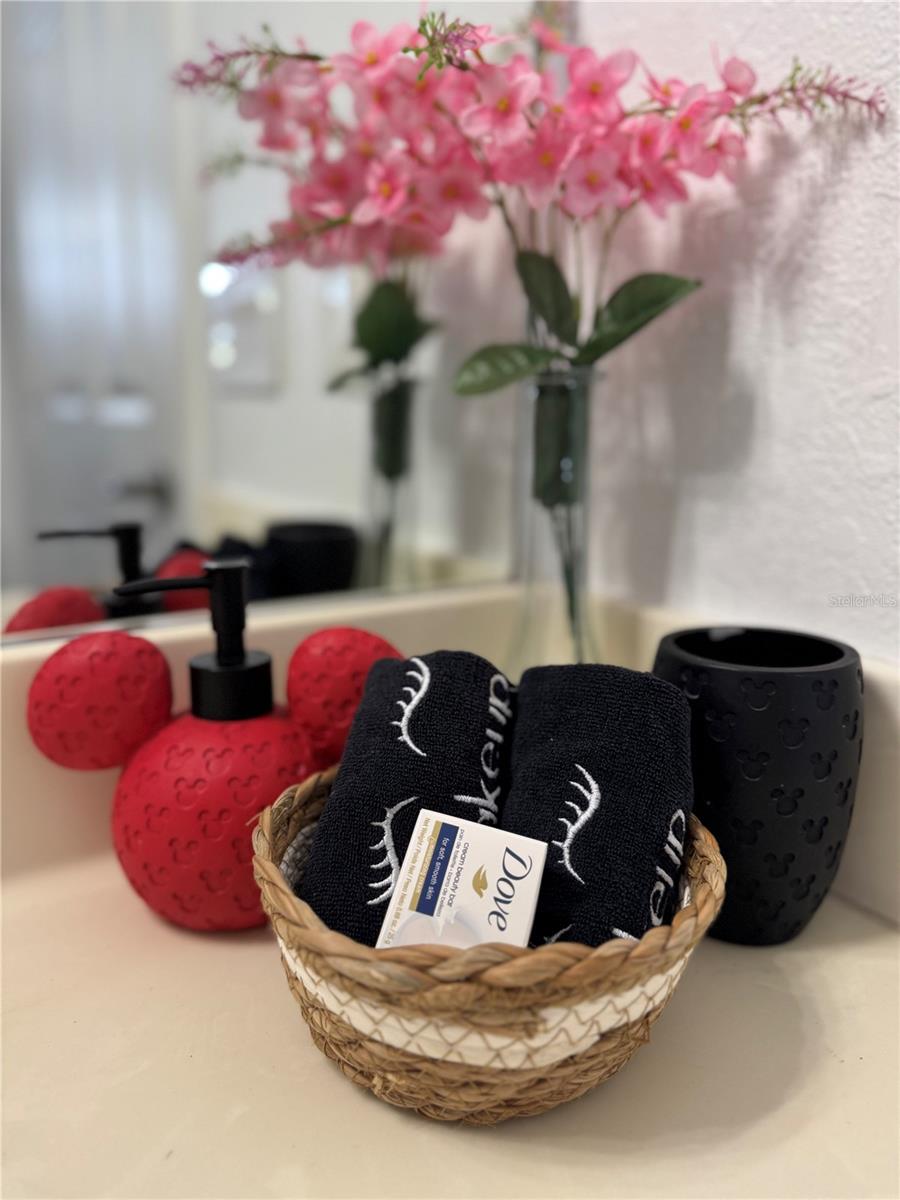 VILLAS AT SECRET LAKE CONDO - Residential