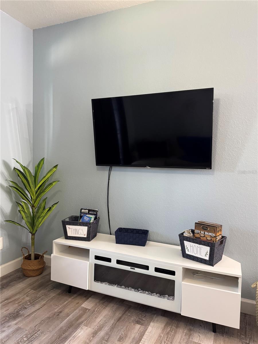 VILLAS AT SECRET LAKE CONDO - Residential