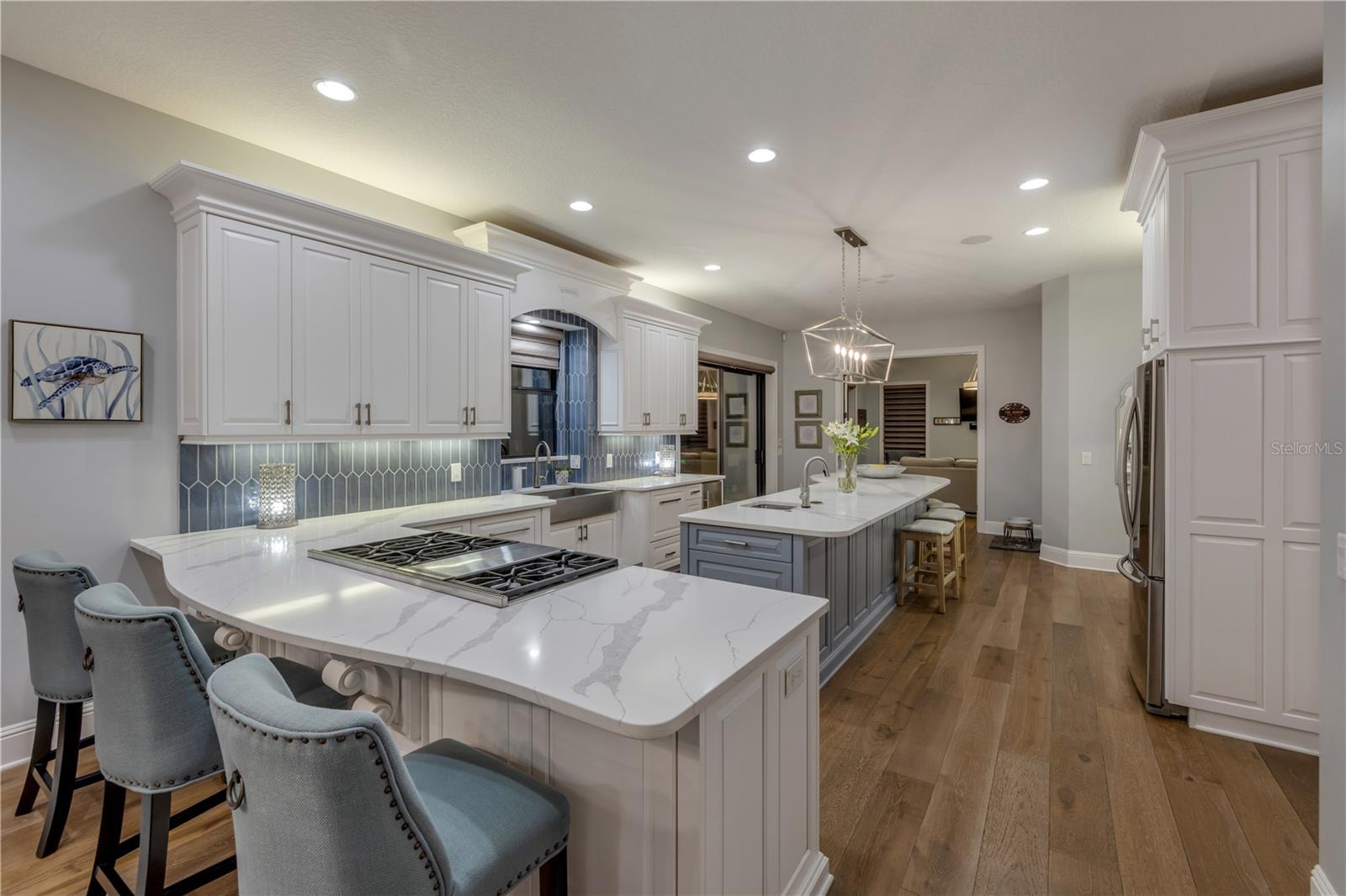 YACHT CLUB ISLAND ESTATES - Residential