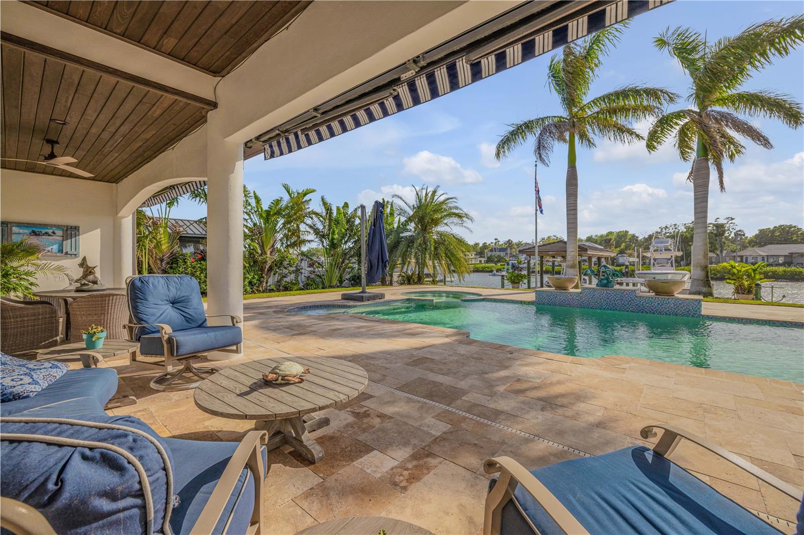 YACHT CLUB ISLAND ESTATES - Residential