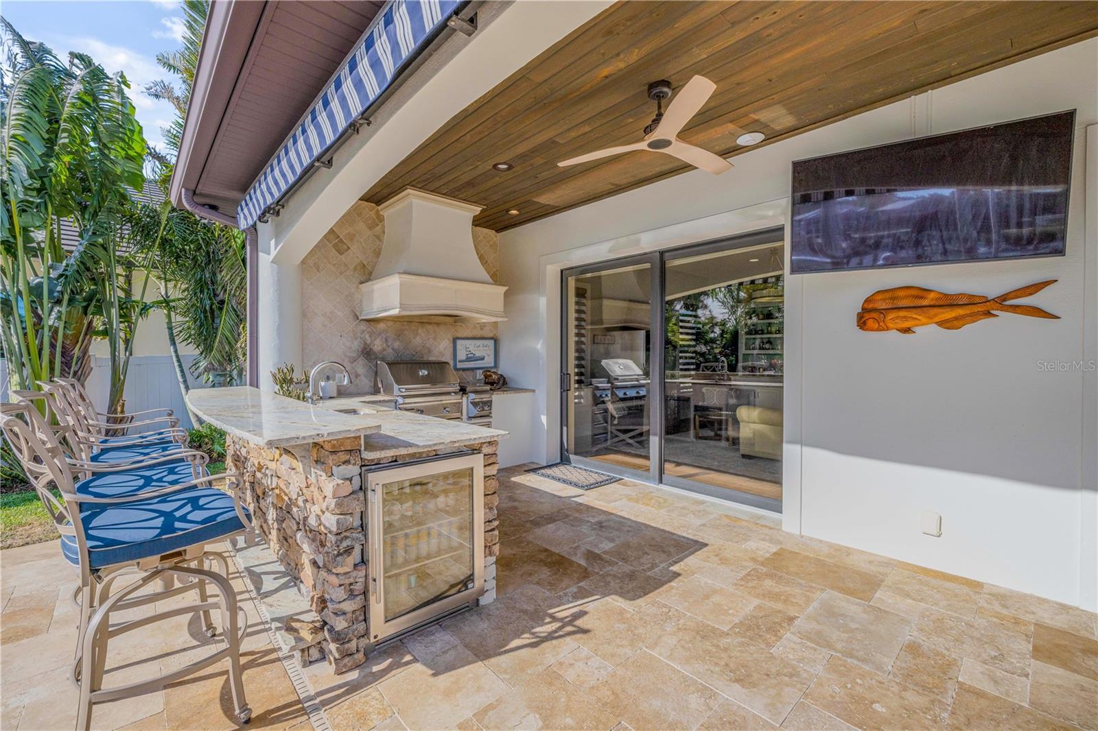 YACHT CLUB ISLAND ESTATES - Residential