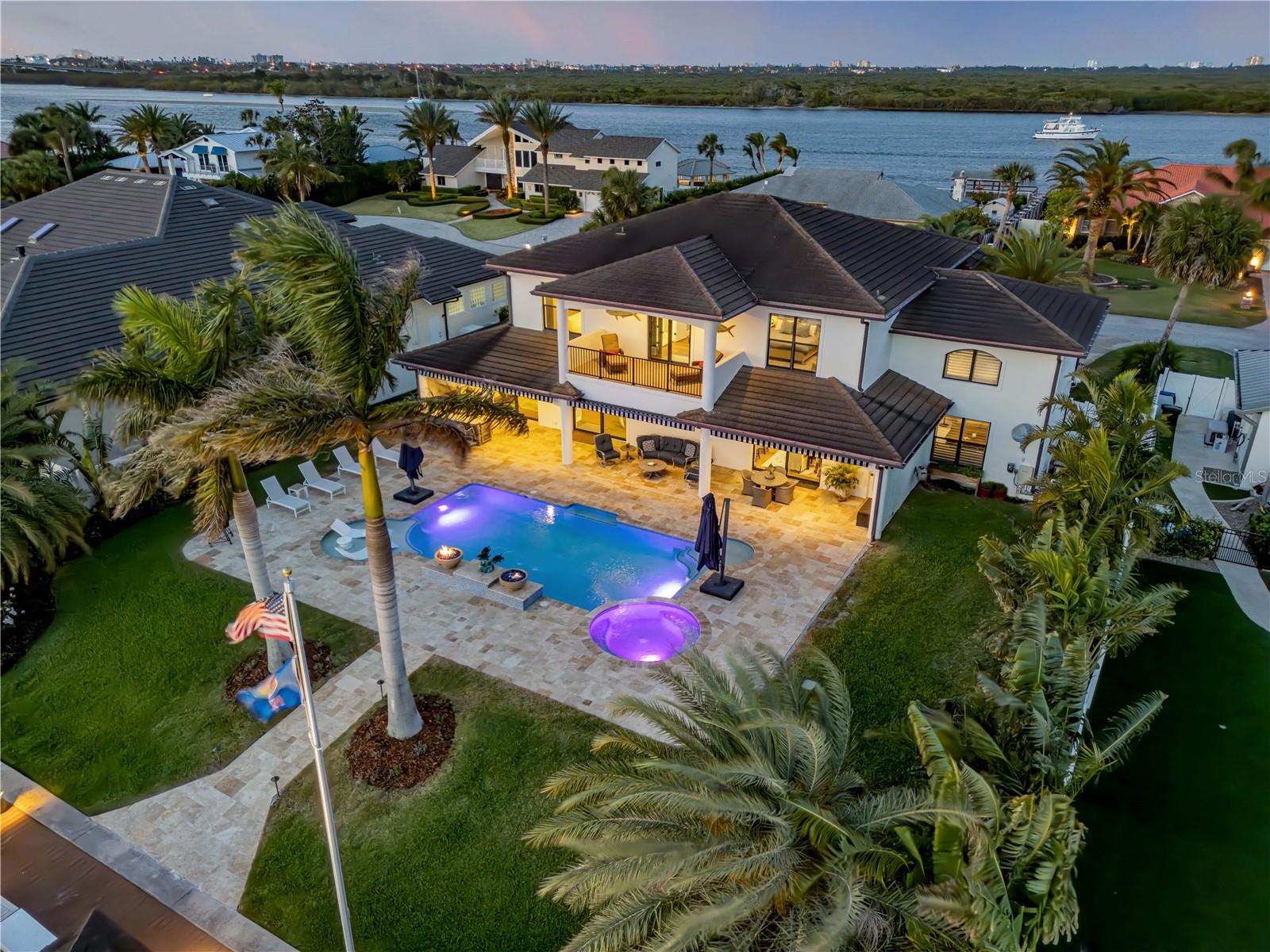 YACHT CLUB ISLAND ESTATES - Residential