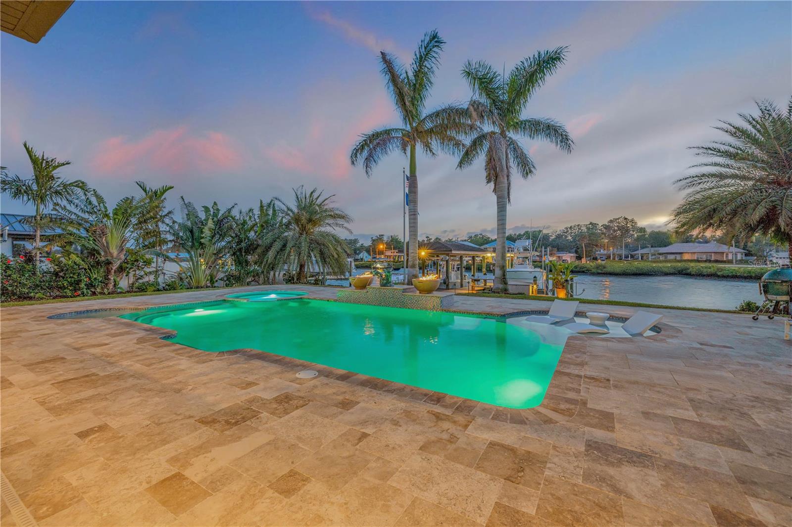 YACHT CLUB ISLAND ESTATES - Residential