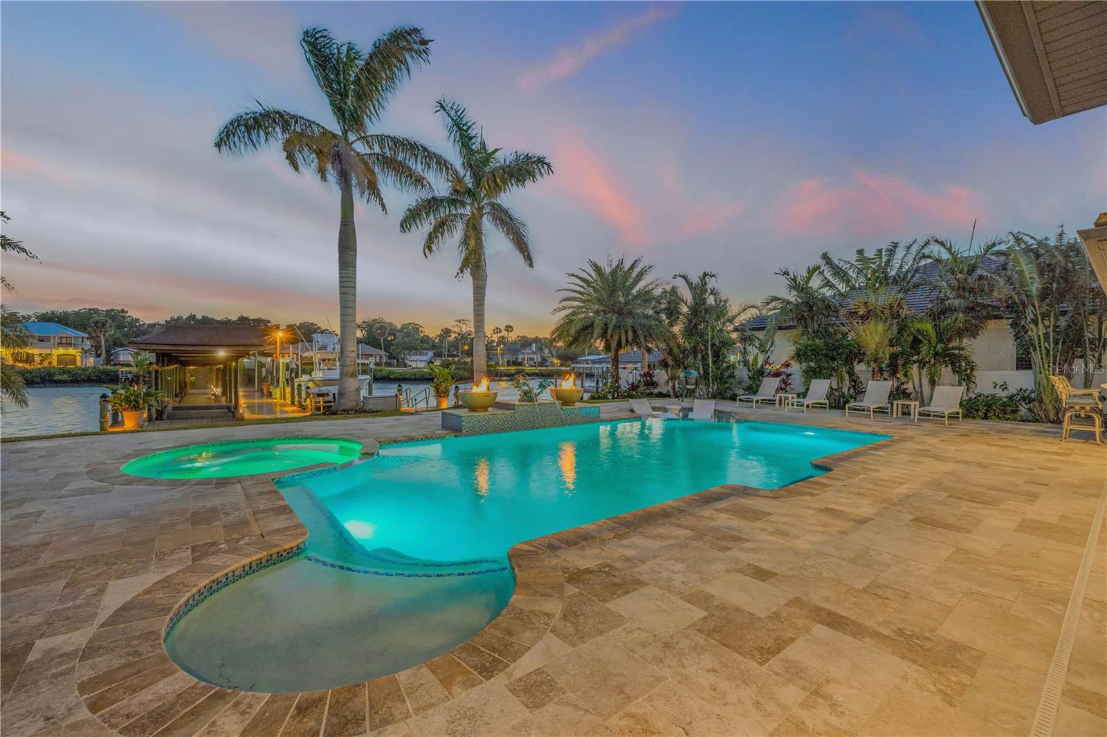 YACHT CLUB ISLAND ESTATES - Residential