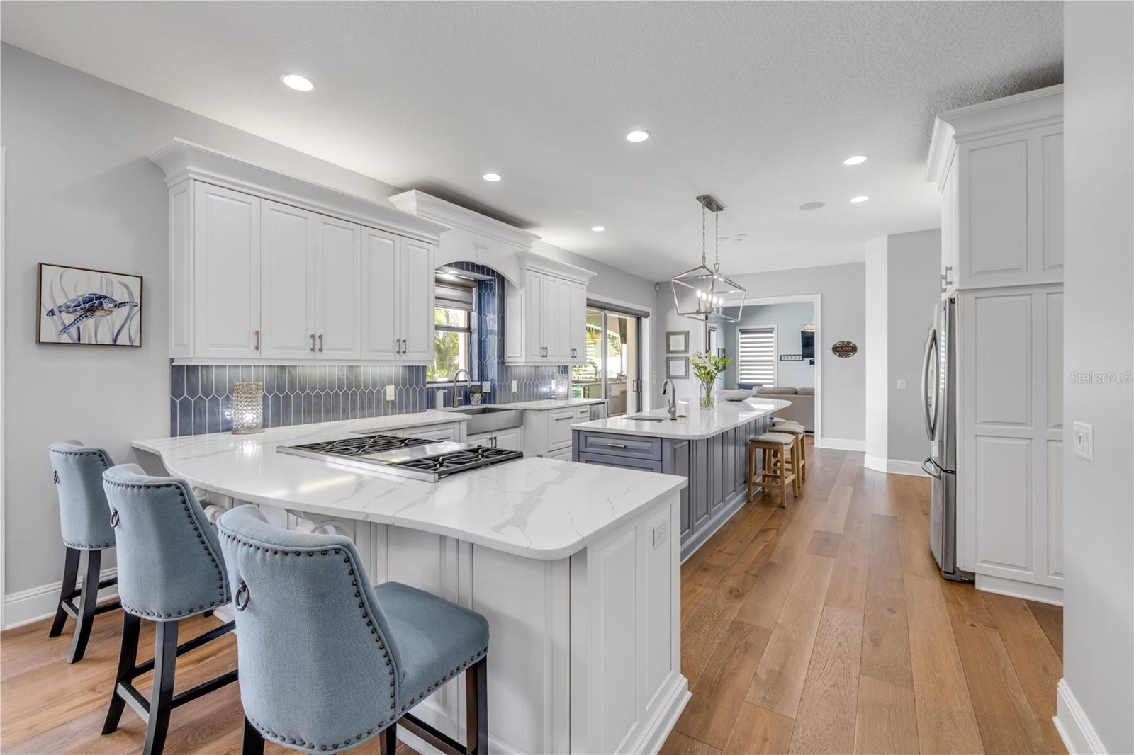 YACHT CLUB ISLAND ESTATES - Residential