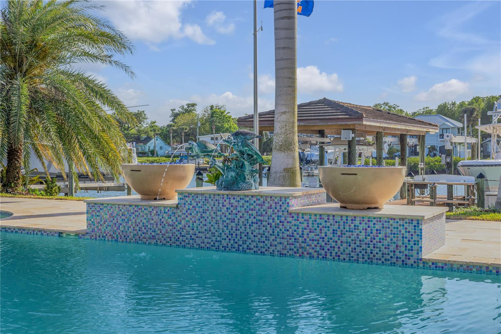 YACHT CLUB ISLAND ESTATES - Residential