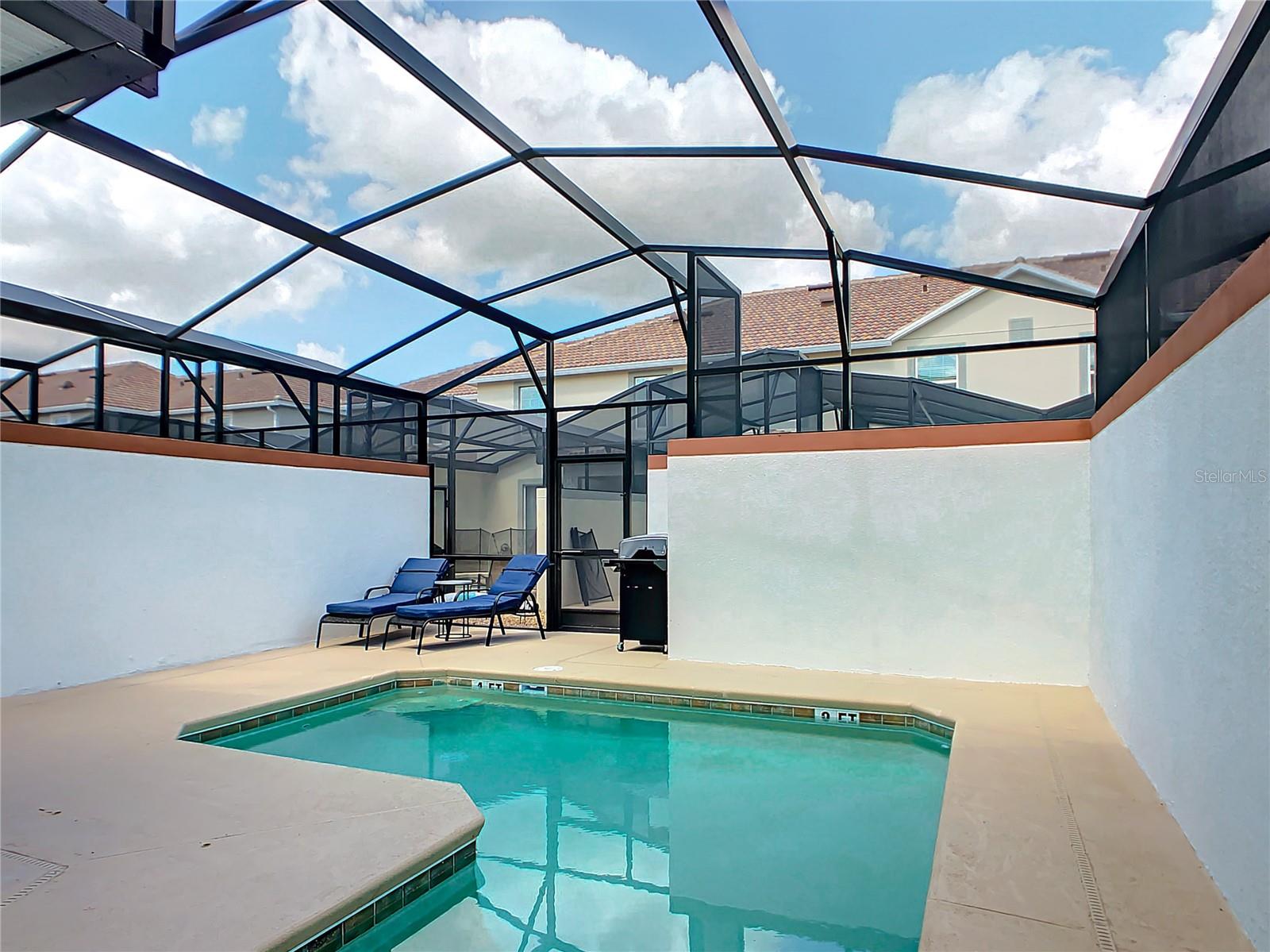 STOREY LAKE PH 3 - Residential