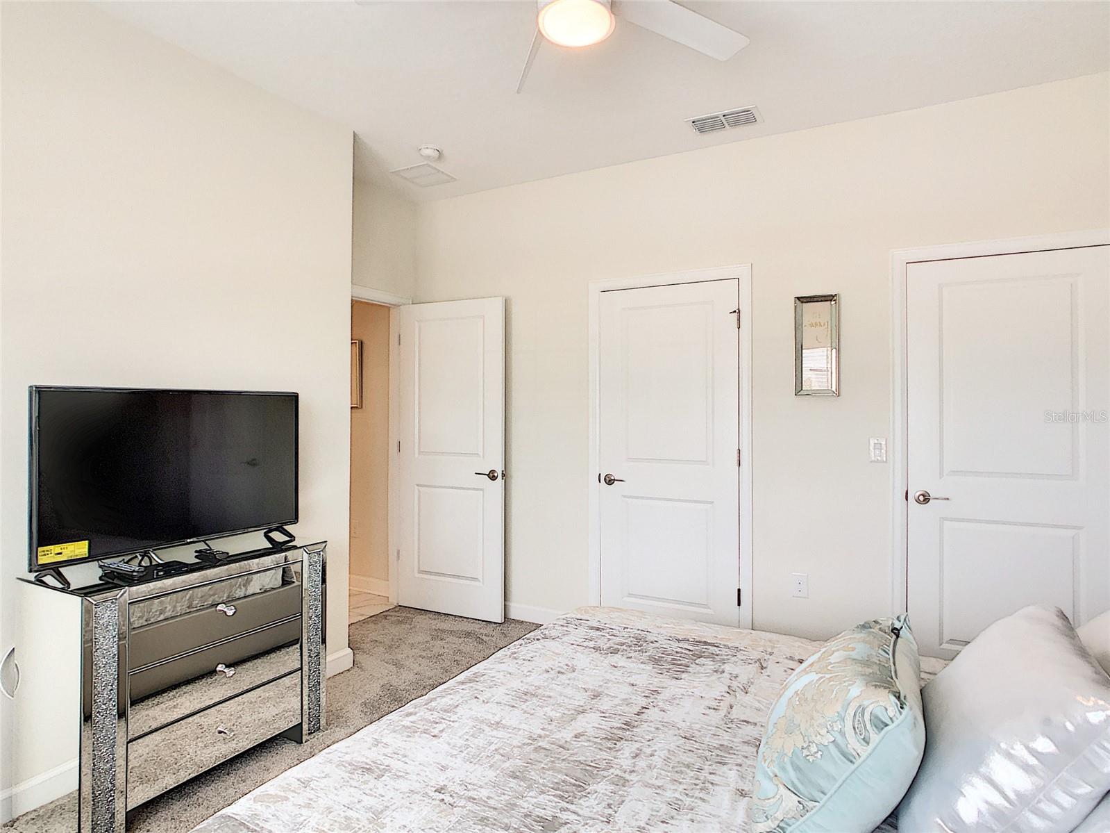 STOREY LAKE PH 3 - Residential