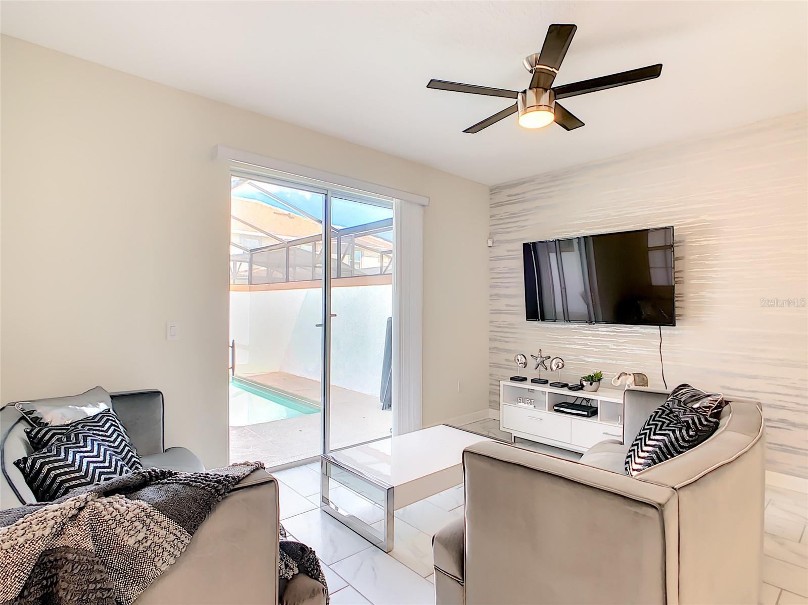 STOREY LAKE PH 3 - Residential