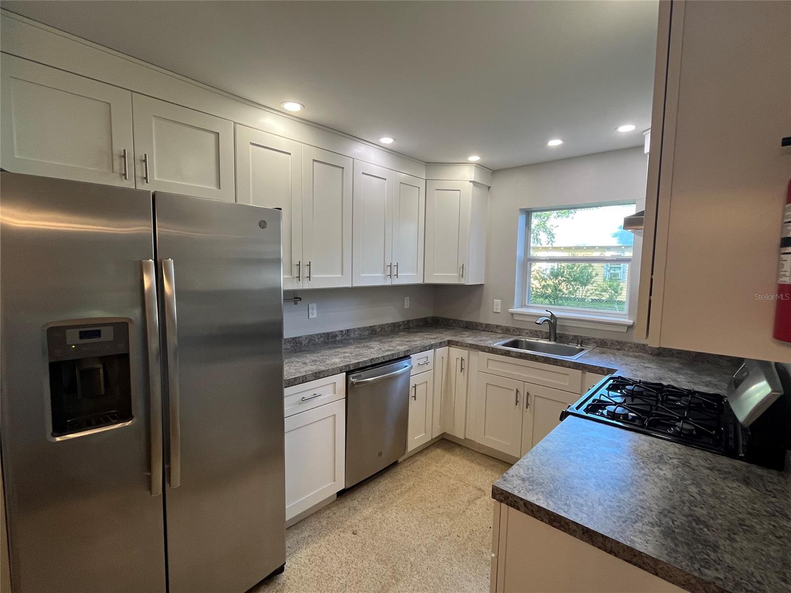 Osteen Lt B Blk 04 Billville New Smyrna - Residential Lease