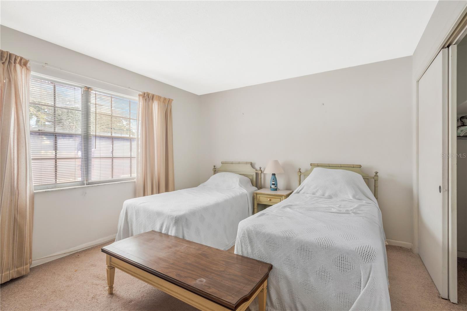 VELVET CLOAKE CONDO - Residential