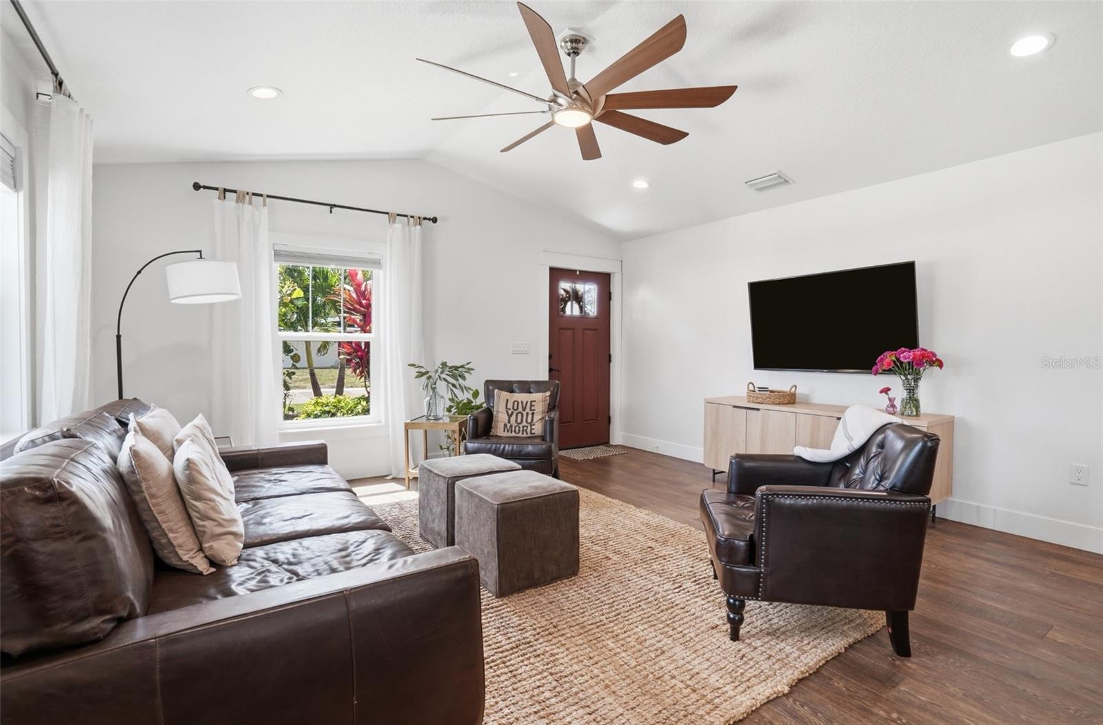 PALMETTO - Residential