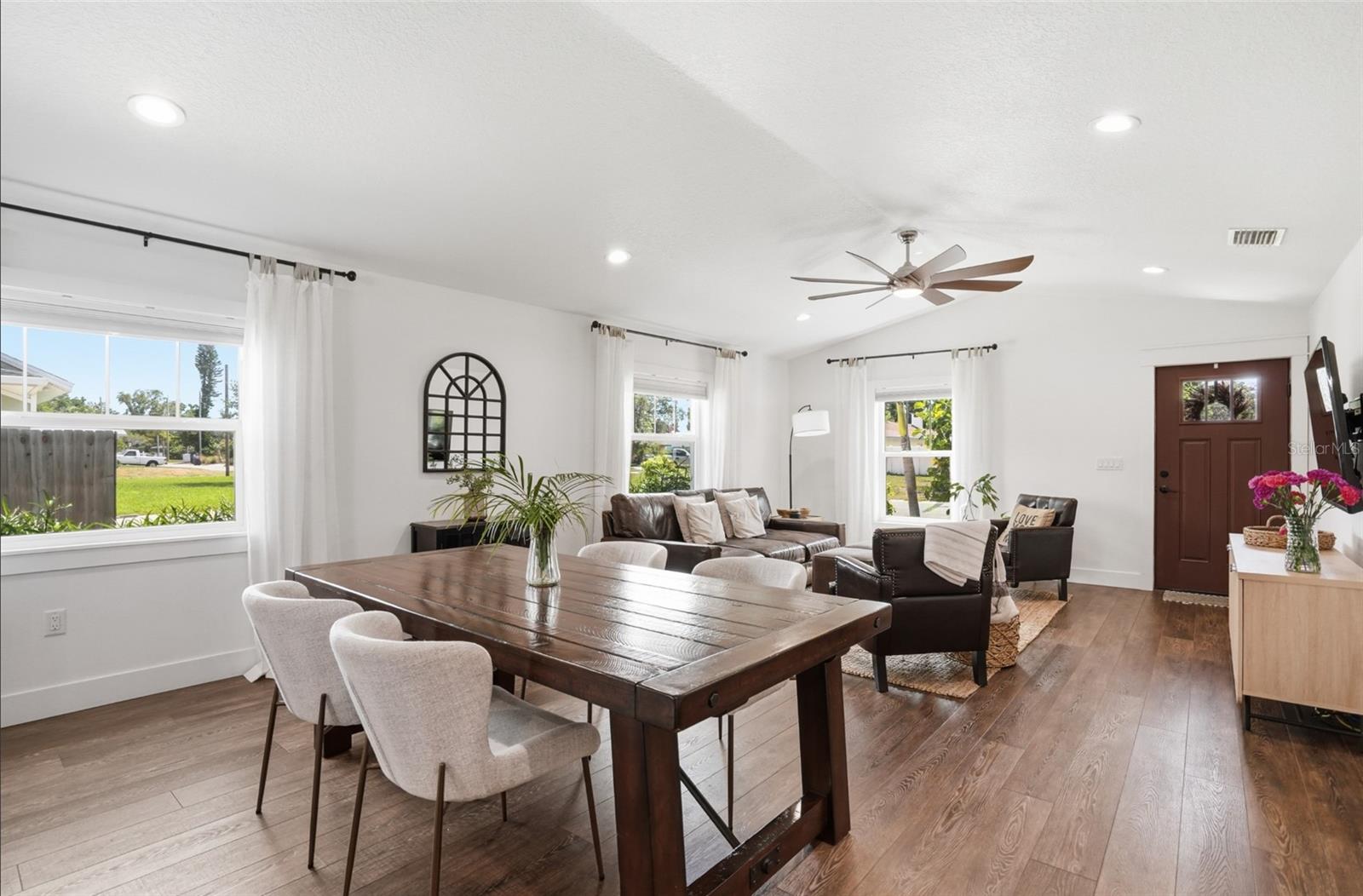 PALMETTO - Residential