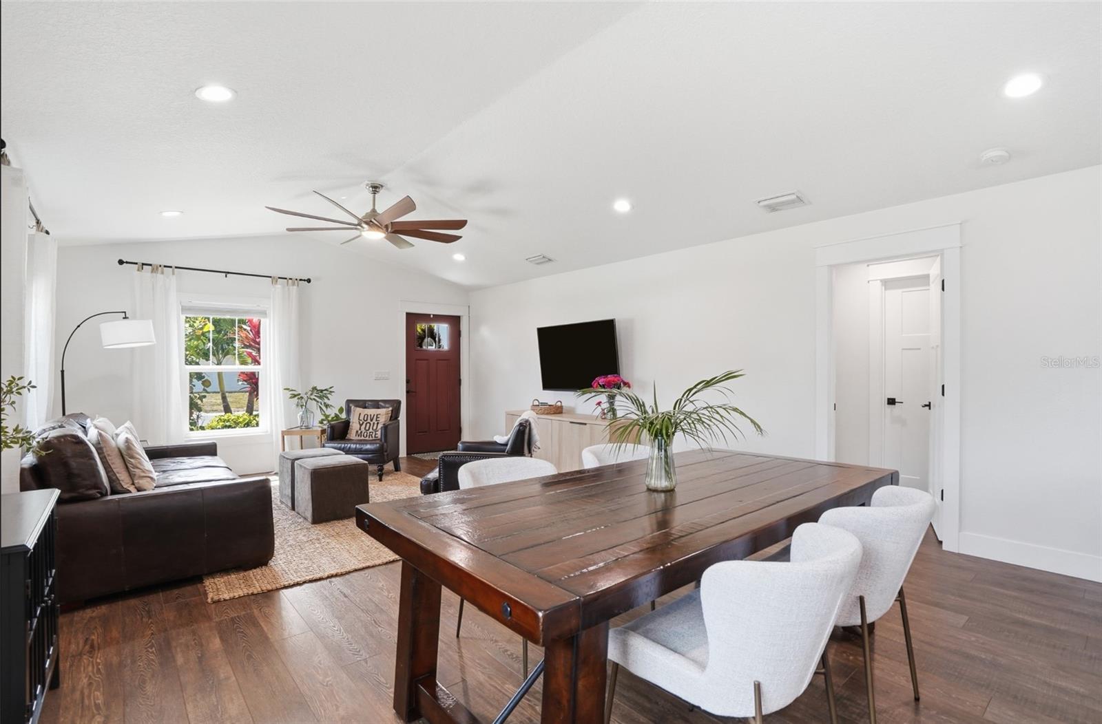 PALMETTO - Residential