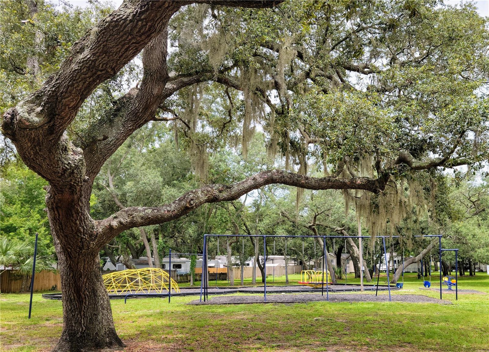 YOGI BEARS JELLYSTONE PARK CONDO - Residential