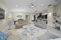GRANDE CHAMPION - Residential Lease