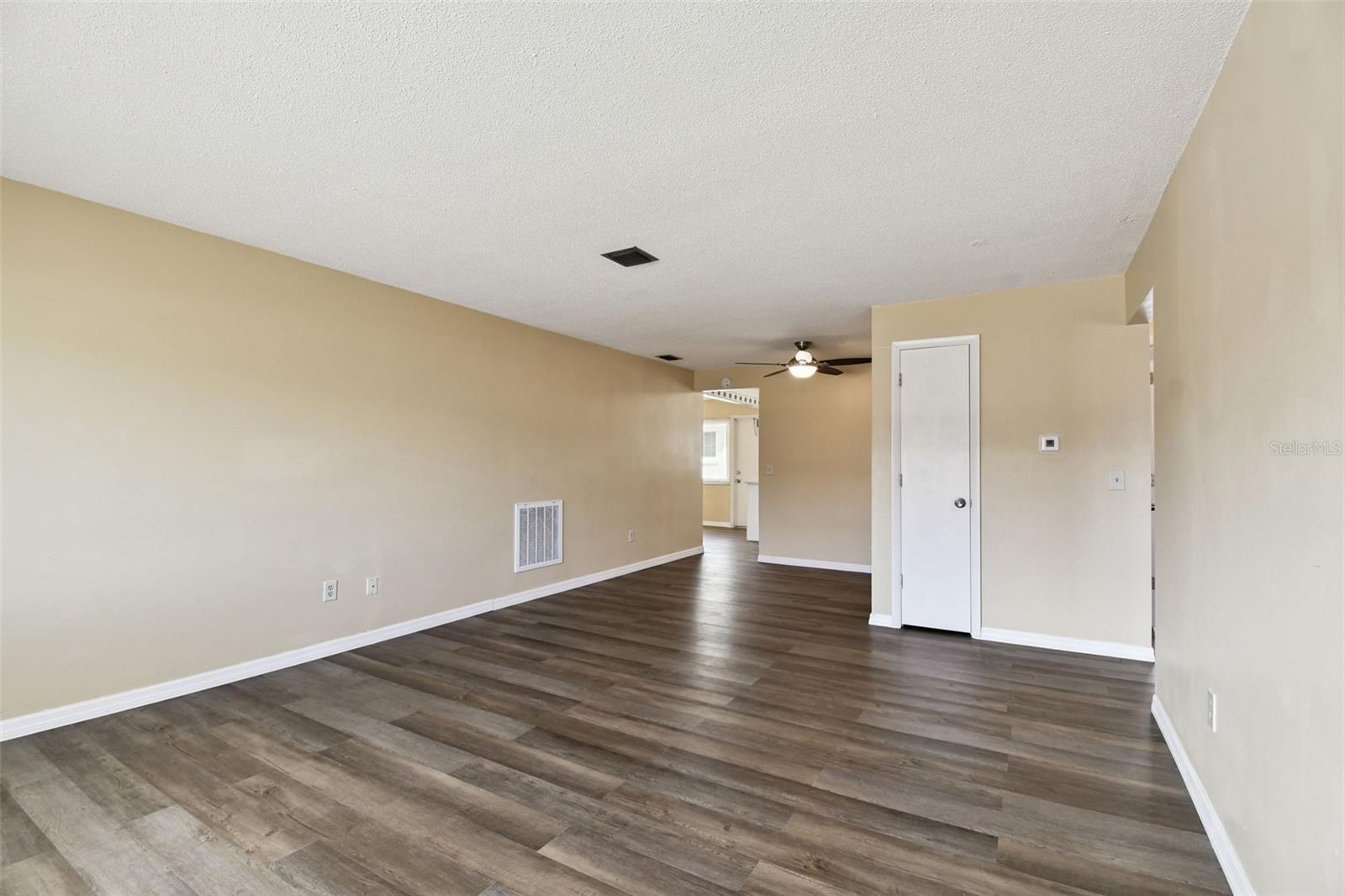 VENDOME VILLAGE 11 - Residential