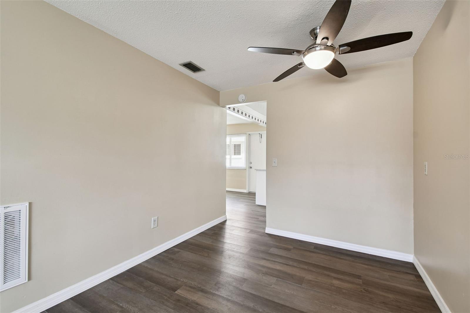 VENDOME VILLAGE 11 - Residential