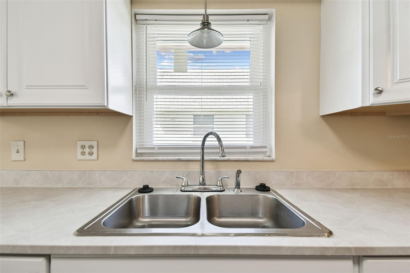 VENDOME VILLAGE 11 - Residential
