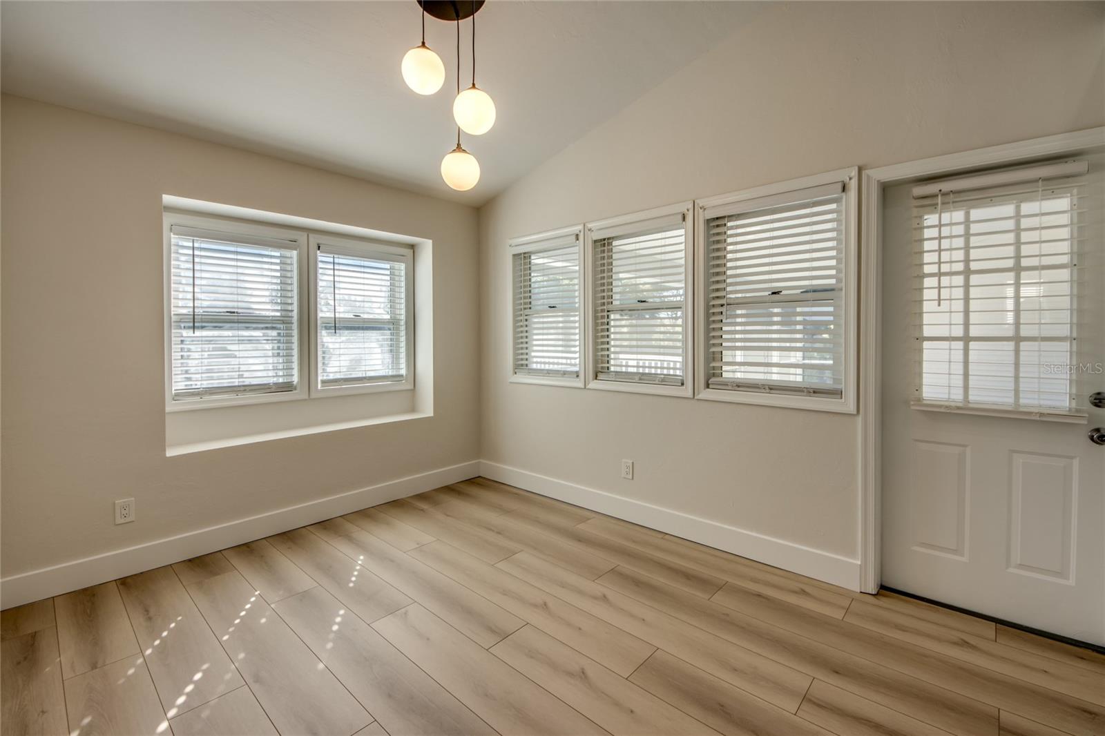 FOREST - Residential