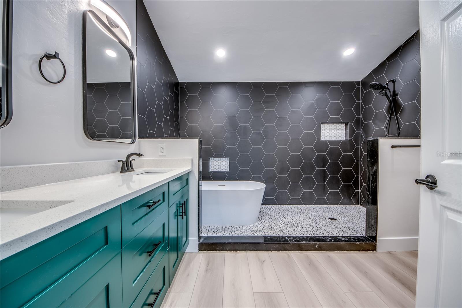 FOREST - Residential