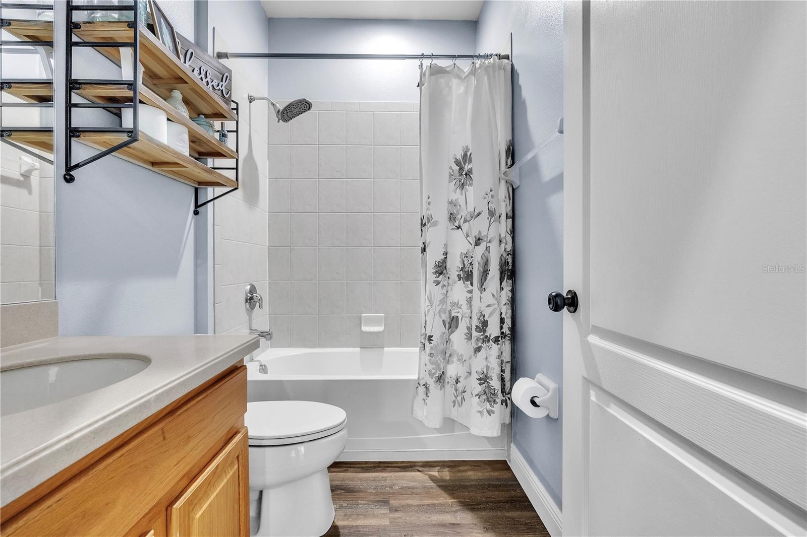 BAHIA LAKES PH 02 - Residential