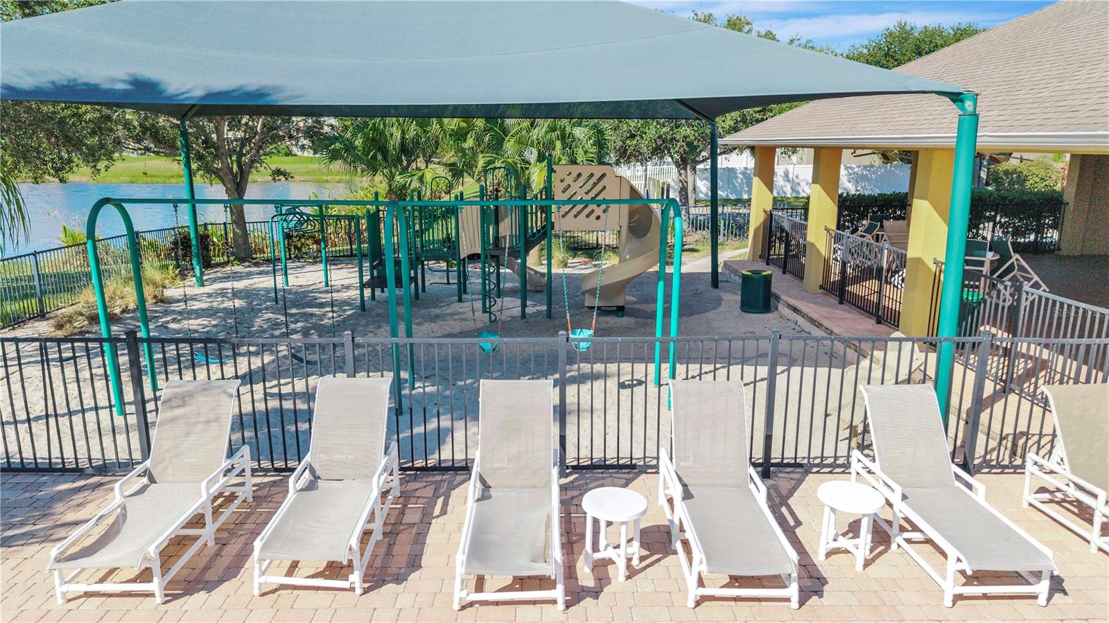 BAHIA LAKES PH 02 - Residential