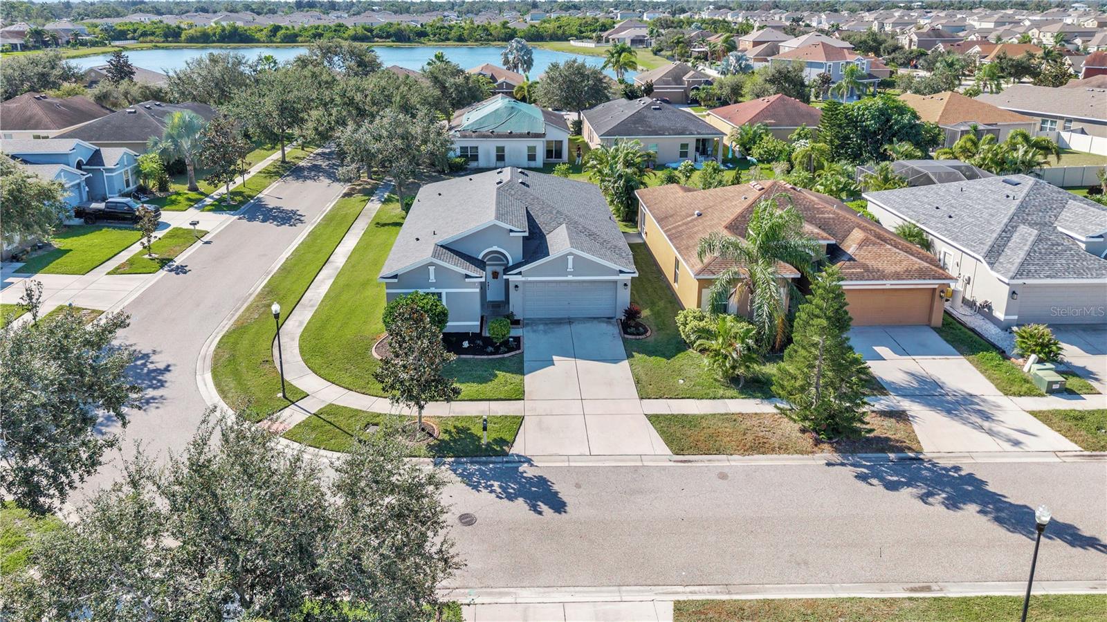 BAHIA LAKES PH 02 - Residential