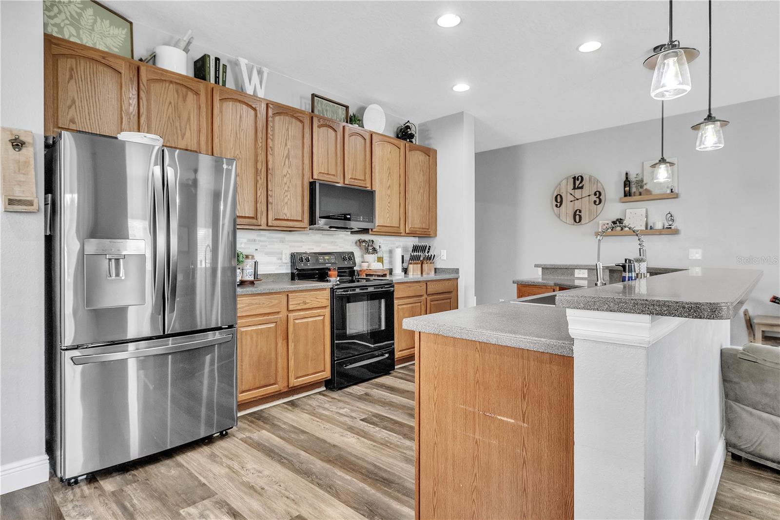 BAHIA LAKES PH 02 - Residential